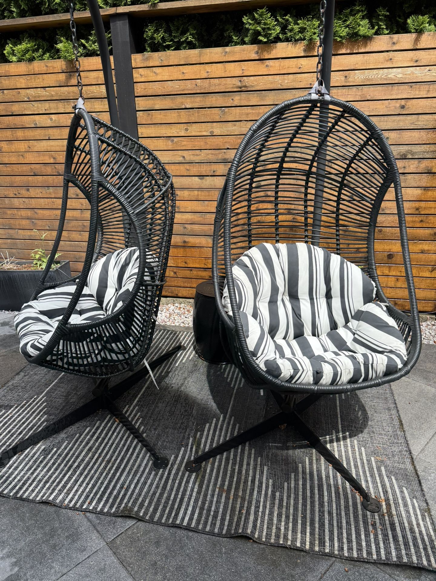 Swinging Outside Rattan Chairs