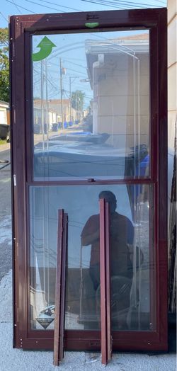 Larson Glass screen door **Sold as is**a