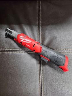 Milwaukee M12 FUEL 3/8 Ratchet