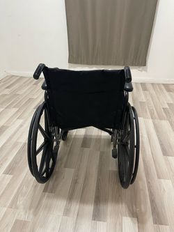 New wheelchair with legs
