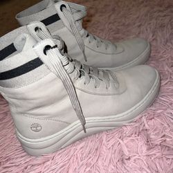 Timberlands Size 9 Womens