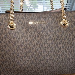 Michael Kors Purse 