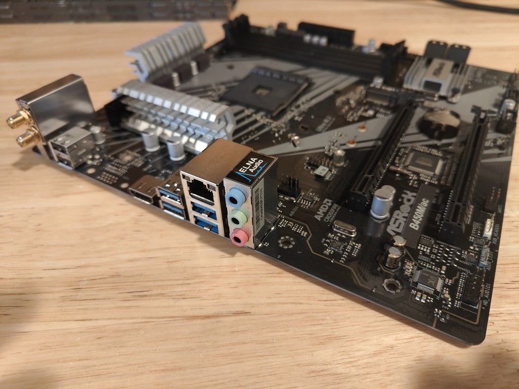 ASRock B450M /WiFi