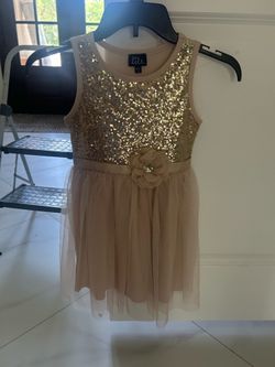 Girls dress new never used