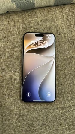 iPhone 15 pro max 1 TB unlocked original parts