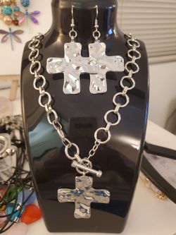 Silver Tone Cross Pendant Necklace and Earring Set