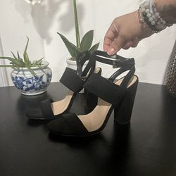 Size 8.5 Black Strapped Heels 