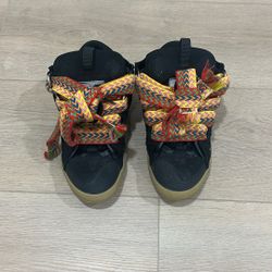 Lanvin curb