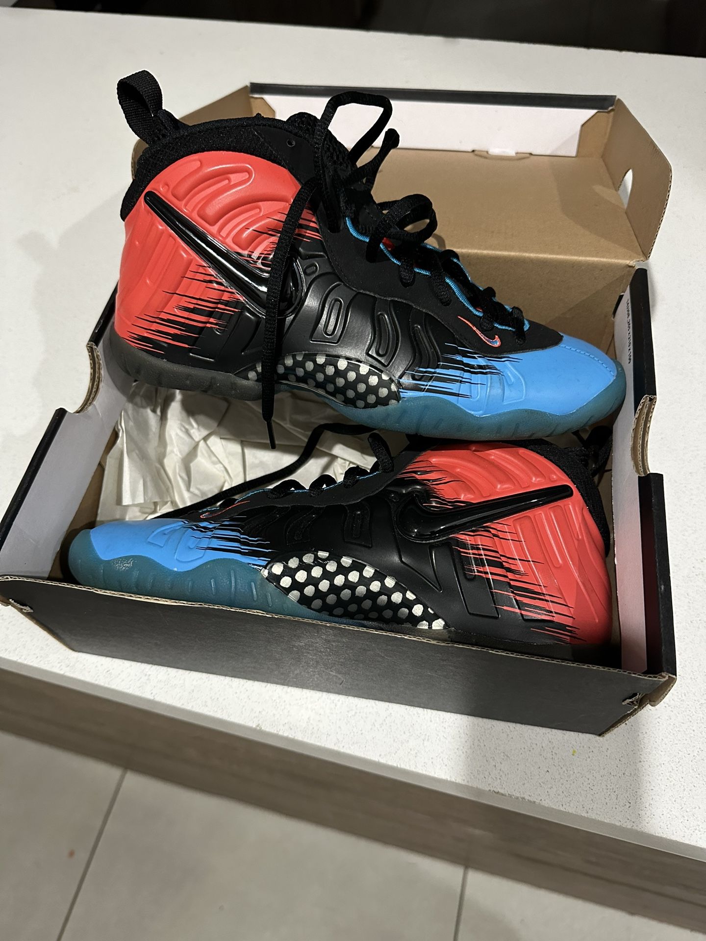 Nike Foamposite Spiderman