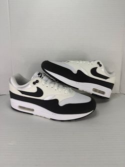 Nike Air Max 1 Black and White