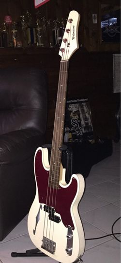 Waterstone Semi-Hollow Bass