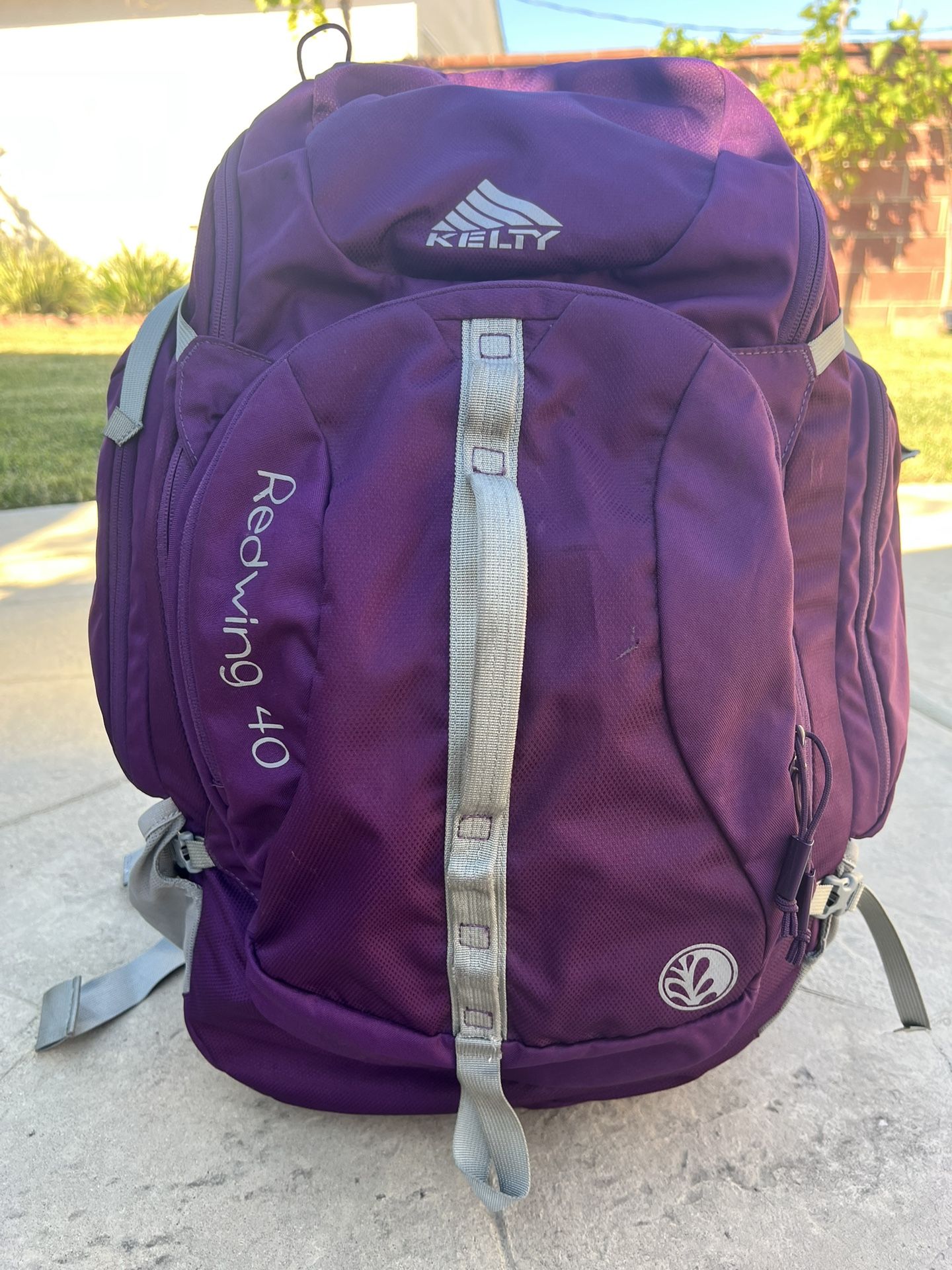 Kelty Redwing 40 - Women’s backpack
