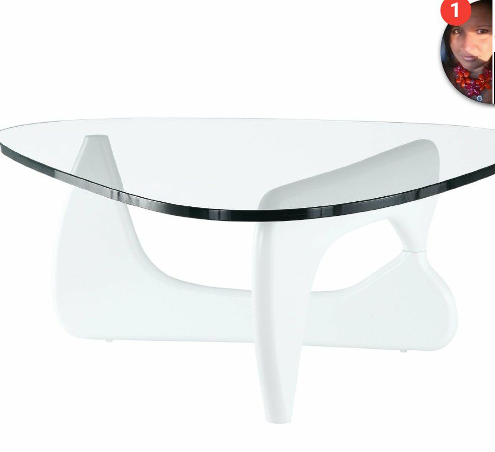 Modern white coffee Table