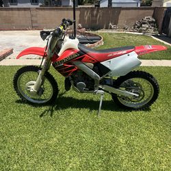 2001 Honda CR 250R.
