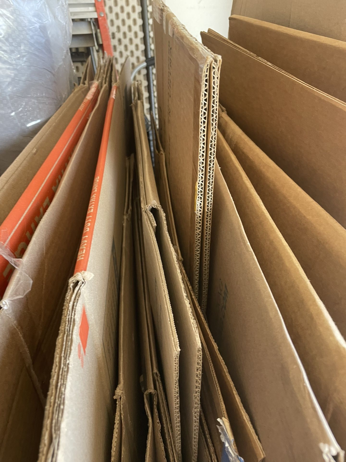 Free Moving Boxes