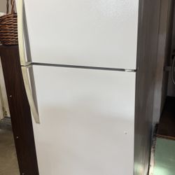 Working Fridge