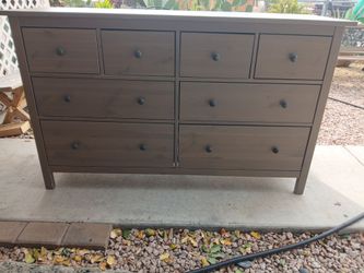 Dresser IKEA Good