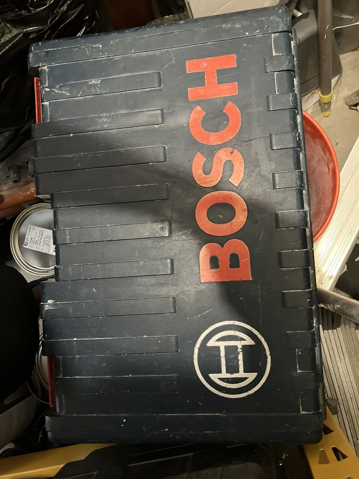 Bosh Rotary Hammer And Chipping Hammer 