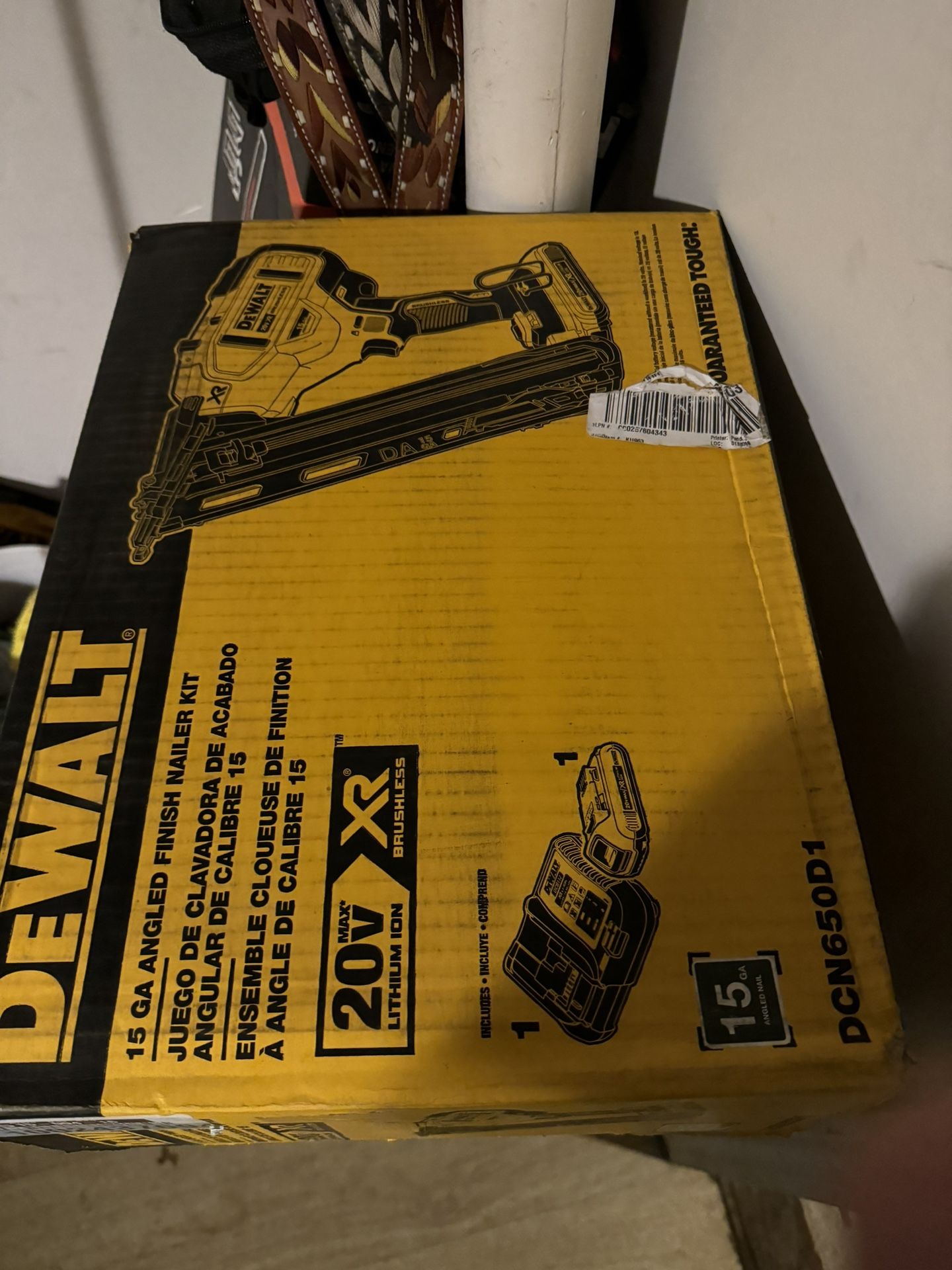 Dewalt 15 Angle Nailer 