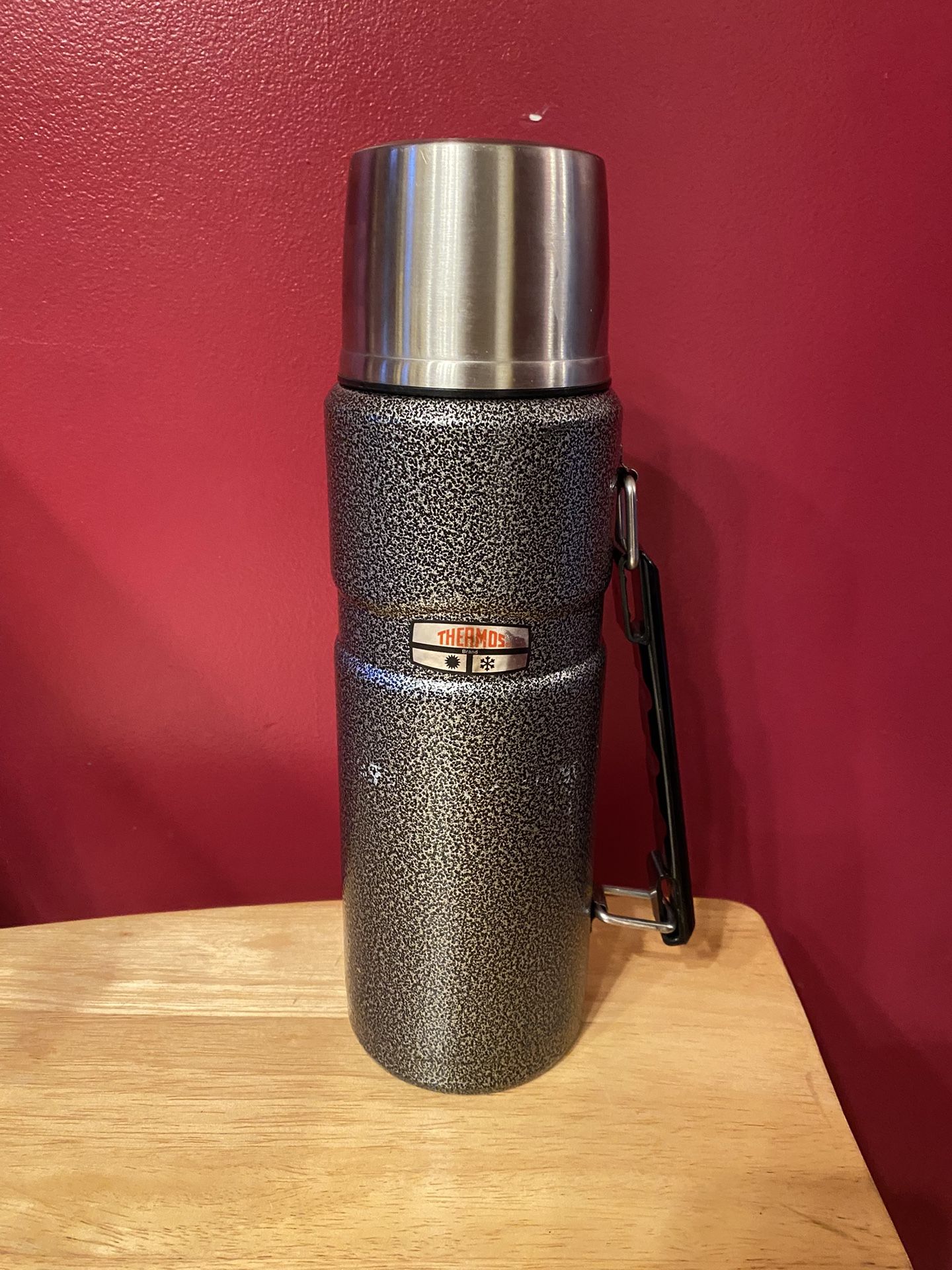 Thermos insulated Beverage Bottle