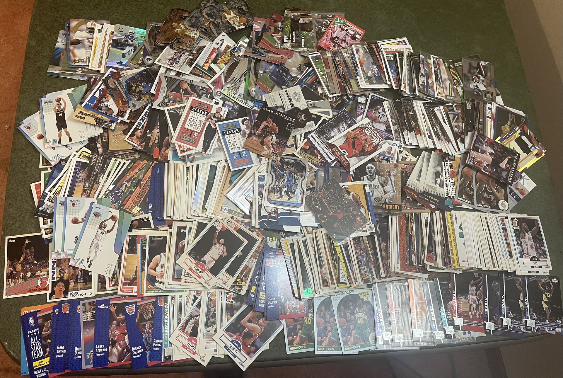 Huge Lot Of 1000 Basketball & Football Cards From The 1980s To 2020