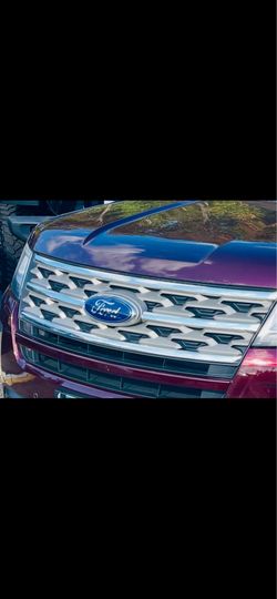 Front grill for a 2018 to 2019 Ford Explorer