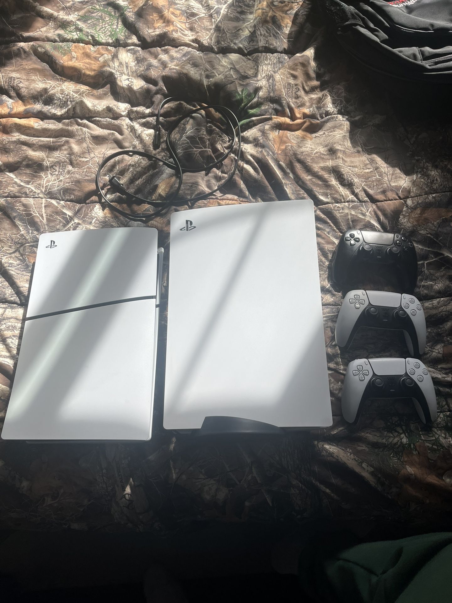 Ps5 Disk Version Ps5 Slim Both 1TB Of Storage