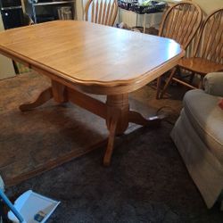 Large table and sixth chairs