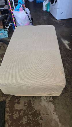 Pull away ottoman