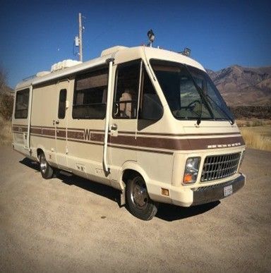 Photo OLD Winnebago 1986