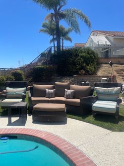 Sunbrella Wicker Patio Set – Curved Sectional + 2 Chairs + Ottoman