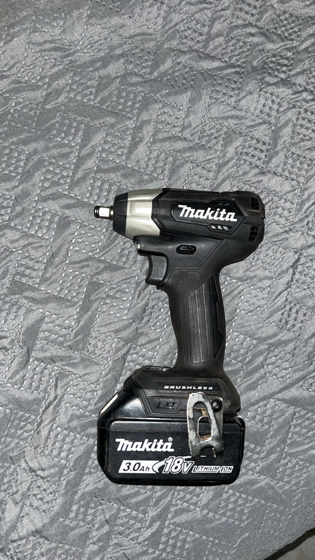 Makita 3/8 Impact Wrench