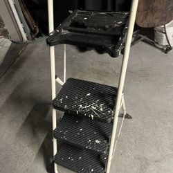 Folding Step Ladder