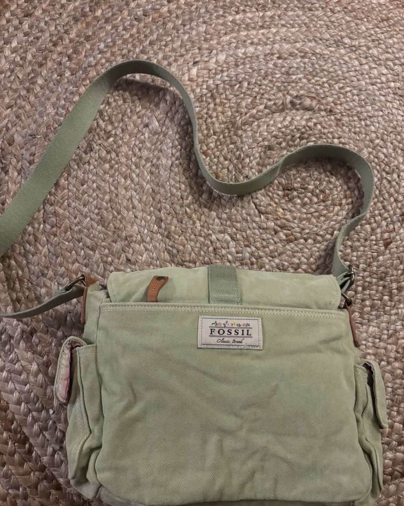 Vintage Fossil Authentic Brand Purse Light Green