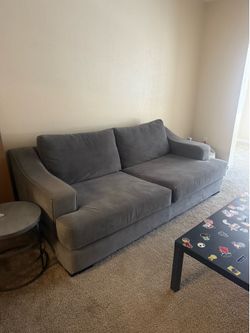 Super comfy couch