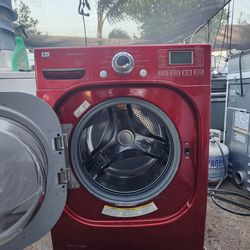 LG Washer King Size Capacity And Heavy Duty Works Exelent