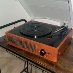 record player and record player stand