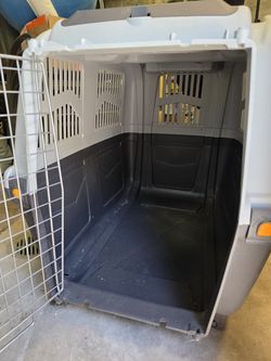 Medium/Large Dog Crate For Sale