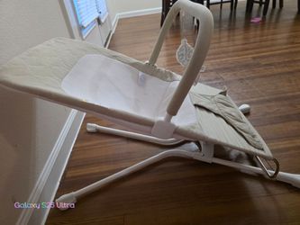 Baby Bouncer Rocker with Toy Bar