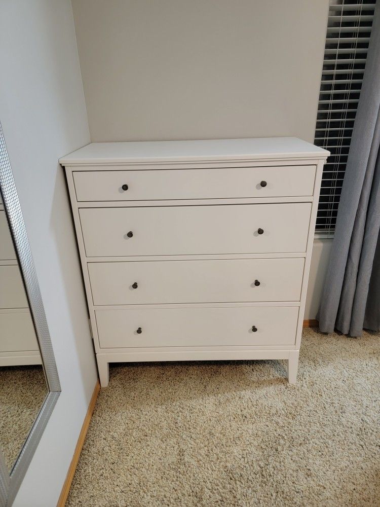 4 Drawer Dresser White By Idanas