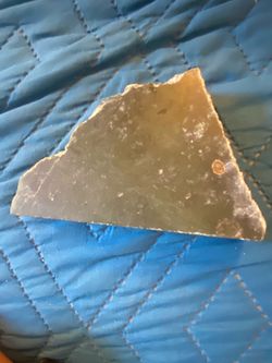 Nice piece of jade, jadite, ? For lapidary 420grams