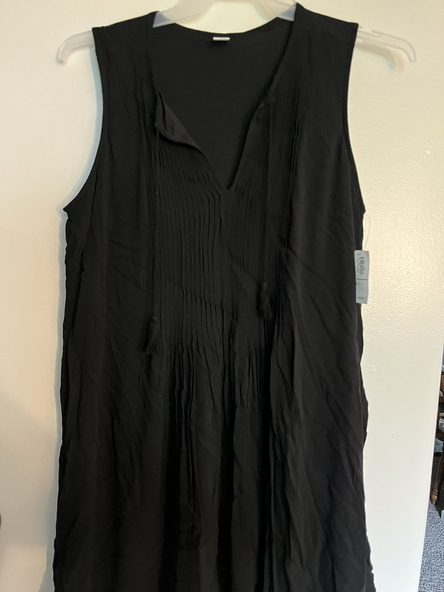 Black Sleeveless Dress 