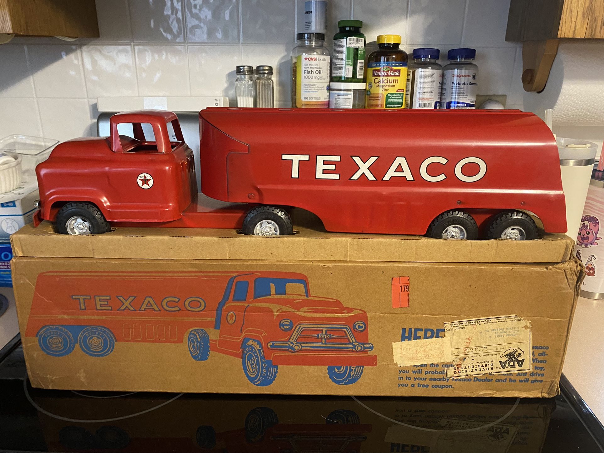 Vintage 1959 Buddy L Texaco Tanker Truck With RARE 1959 Coupon And Original Box Never Played With MINT