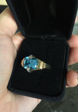 Fashion Ring with Blue colored with stones