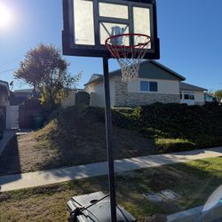 Free! Solid basketball Hoop