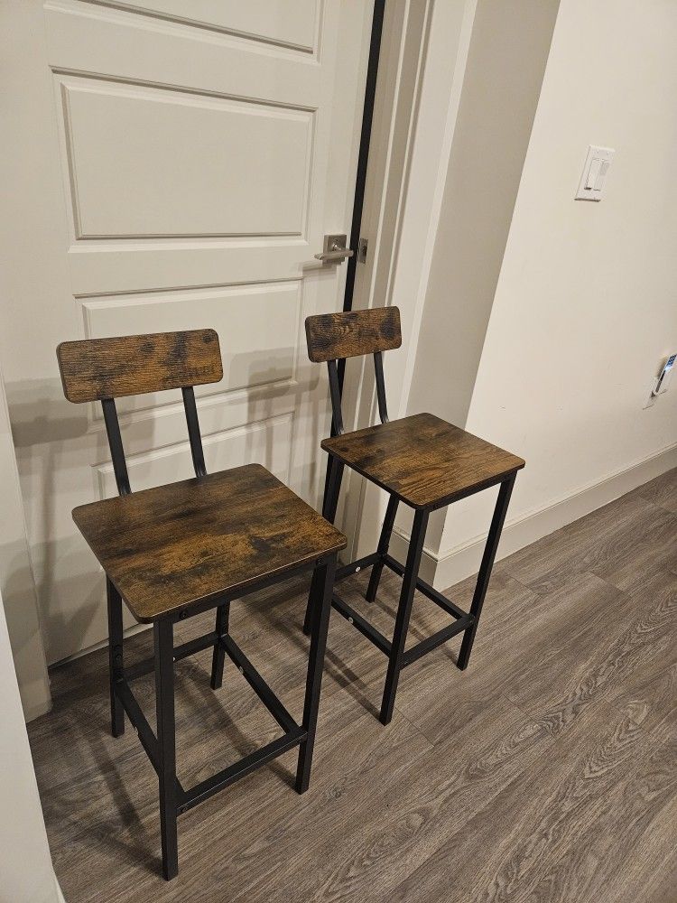 Two Bar Stools with Backrest