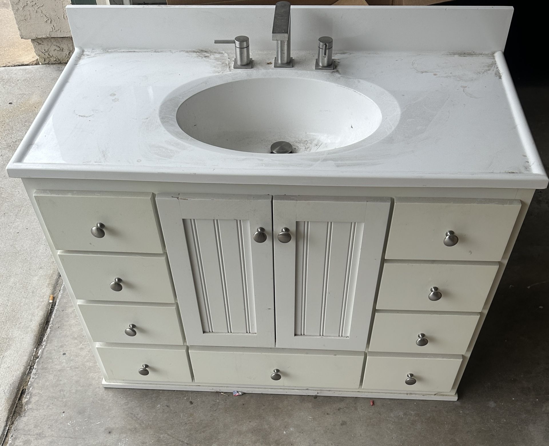 White Bathroom Vanity with Sink & Faucet – Great Condition!