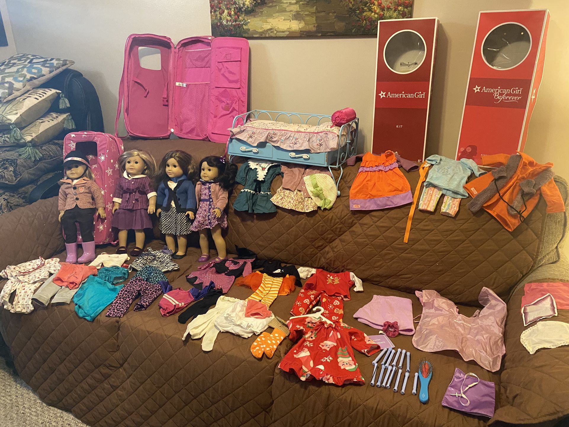 American Girl Dolls And Accessories