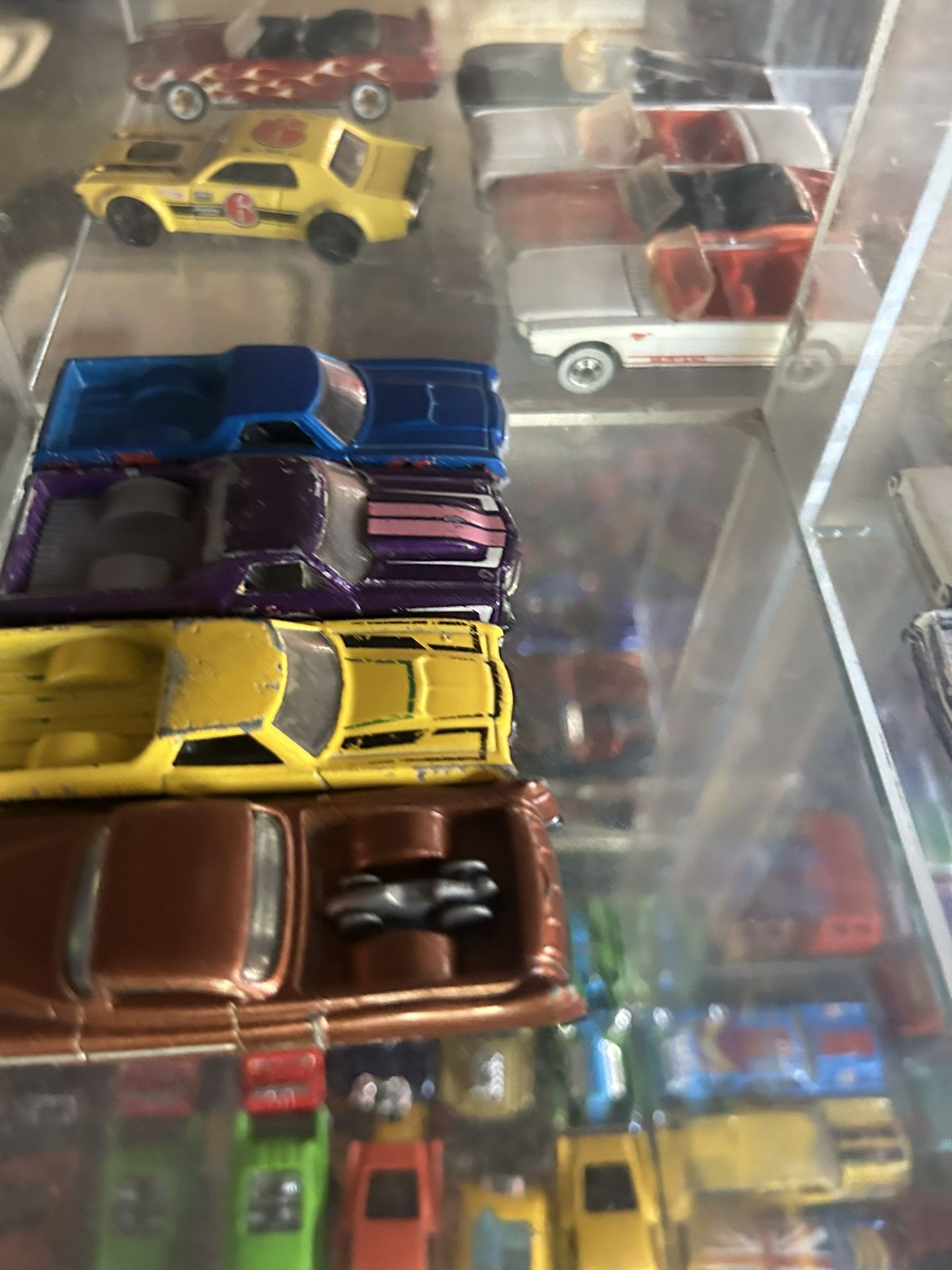 Wagons Hot Whelks Collection.