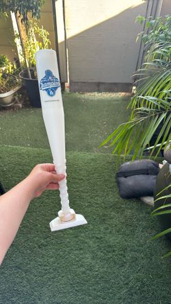 Dodger bat cup reusable